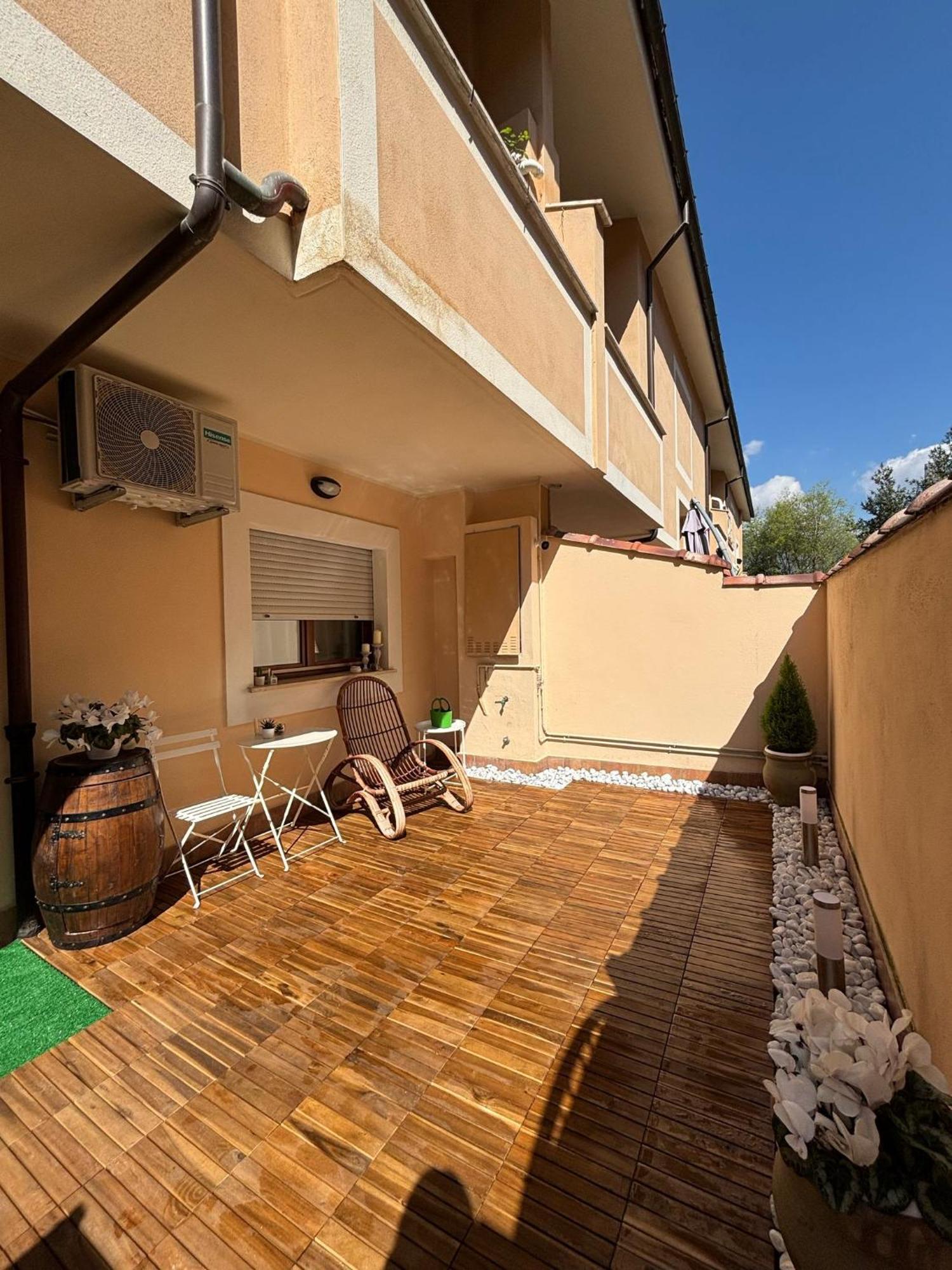 As Maison Terni Exterior foto